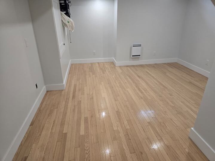 Refinished hardwood floor photo in Washington, DC home